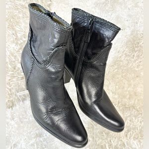 Valmy Moda Italian Black Leather Booties Women’s … - image 1